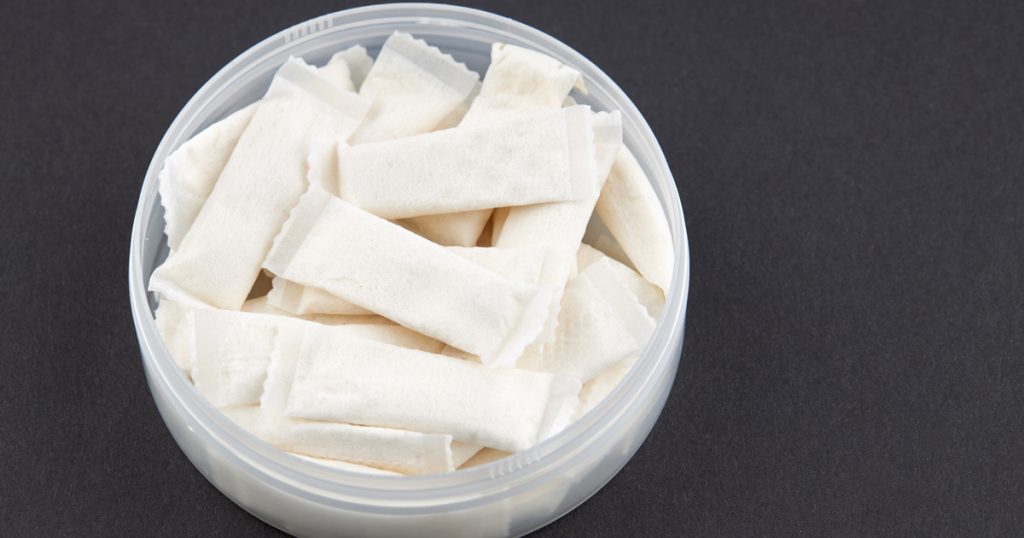 tobacco free pouches with nicotine